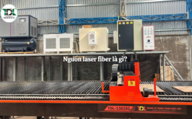 Nguồn laser fiber là gì? Vai trò và cách lựa chọn nguồn laser