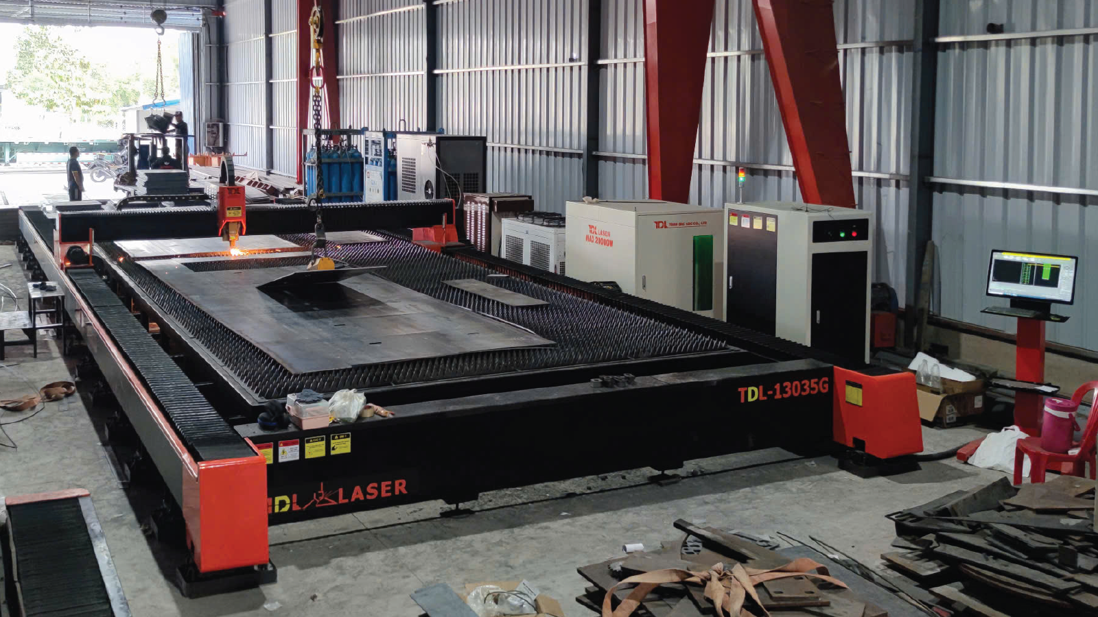 Bàn giao máy cắt laser tại Công ty Nguyễn Đức Duy