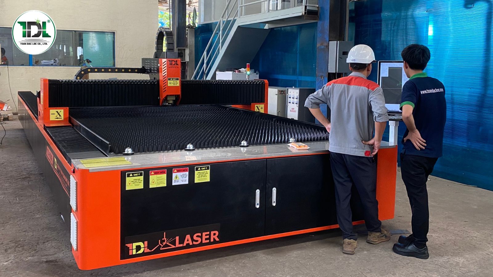 Máy cắt laser kim loại giúp cho việc gia công vật liệu nhanh chóng và ổn định hơn