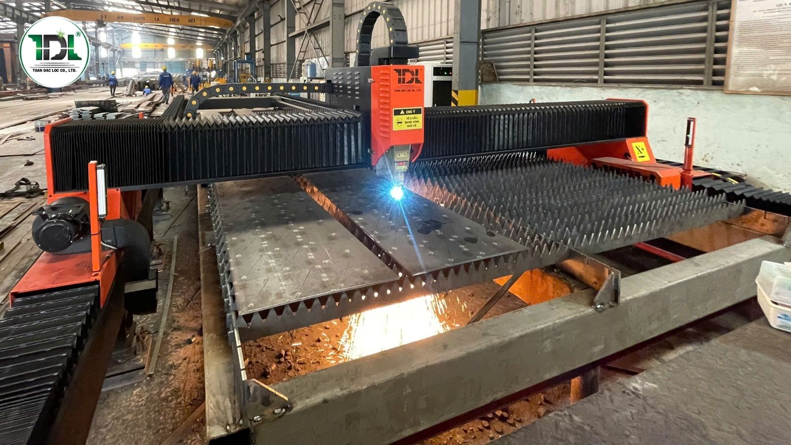 Bố trí phôi hợp lý giúp tận dụng vật liệu và rút ngắn thời gian gia công trên máy cắt laser.