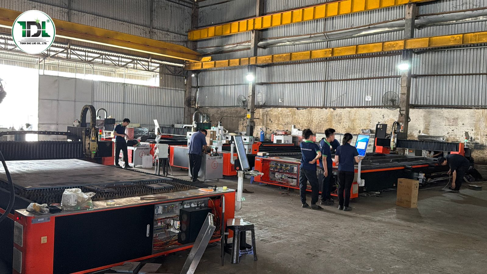 Nâng cấp máy cắt laser quá trình cải thiện một hoặc nhiều thành phần của hệ thống nhằm tăng khả năng gia công