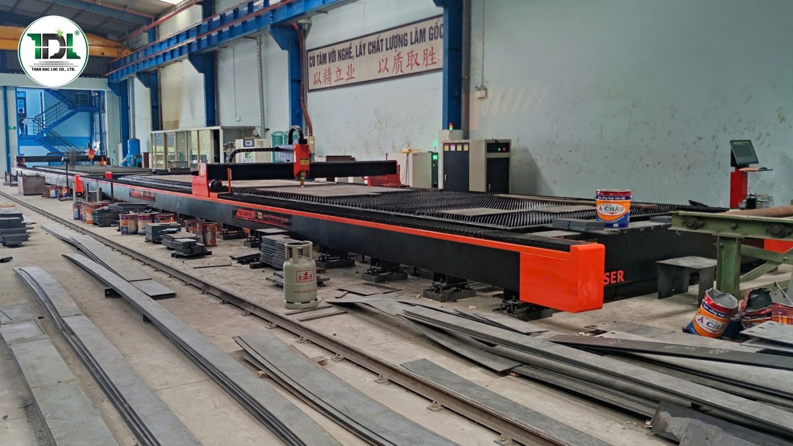 may-cat-laser-kho-lon