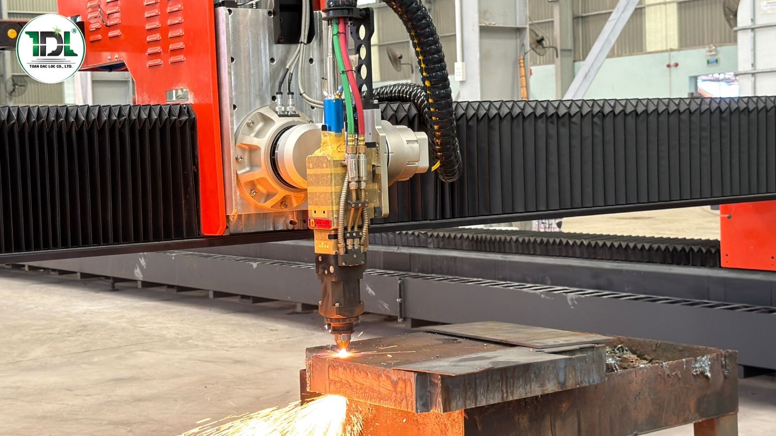 Công nghệ Laser Gas Hybrid cắt thép siêu dày