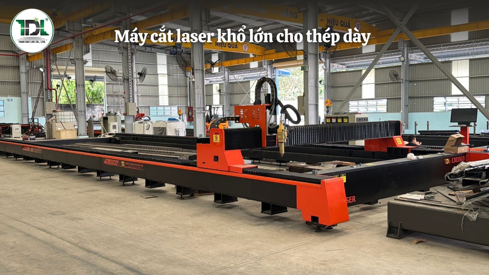 máy cắt laser khổ lớn cho thép dày