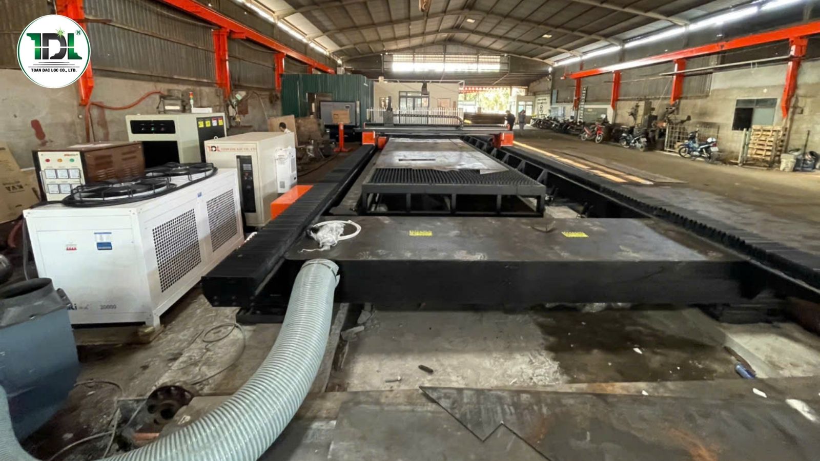 may-cat-laser-kho-lon-2026