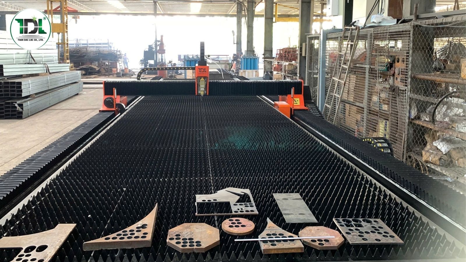 máy cắt laser có đáng đầu tư không