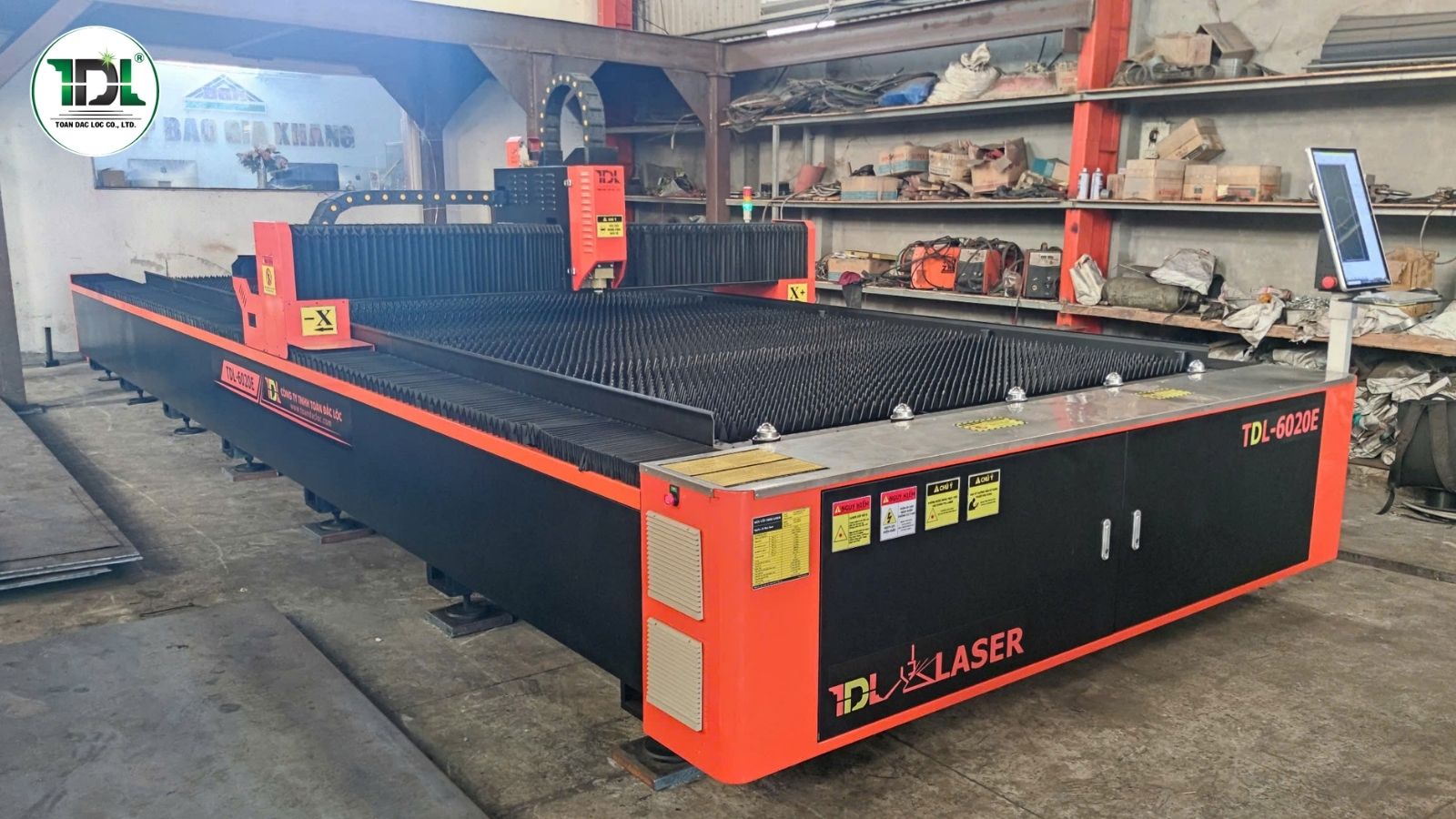 Tự động hóa là một trong những lợi thế lớn của máy cắt laser hiện đại.