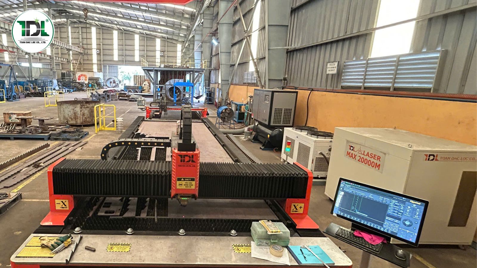 Nguồn laser có công suất phù hợp giúp máy đạt tốc độ cắt tốt hơn trong phạm vi vật liệu và độ dày tương ứng